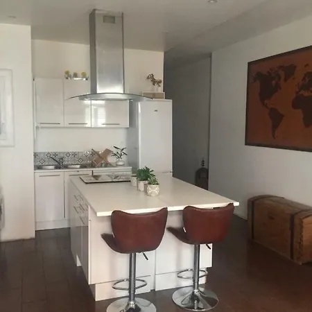 Appartement T3 Proche Castillet *